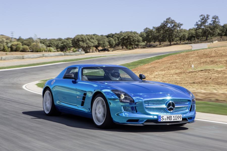  Mercedes-Benz SLS AMG Electric Drive concept 2012 года  (фото 26 из 30)